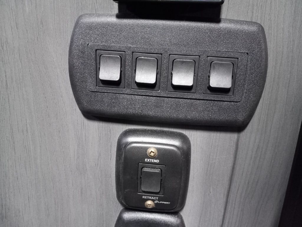 Main image 92