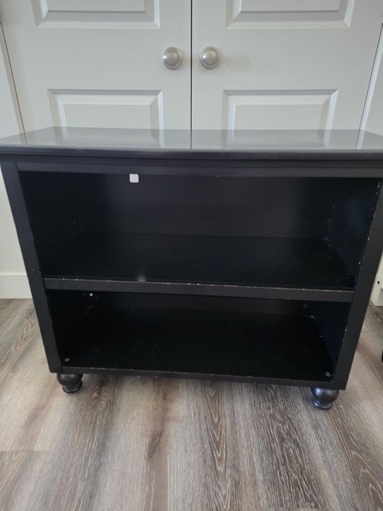 Black Wooden 2-Shelf Bookcase Small Storage Shelf on Feet