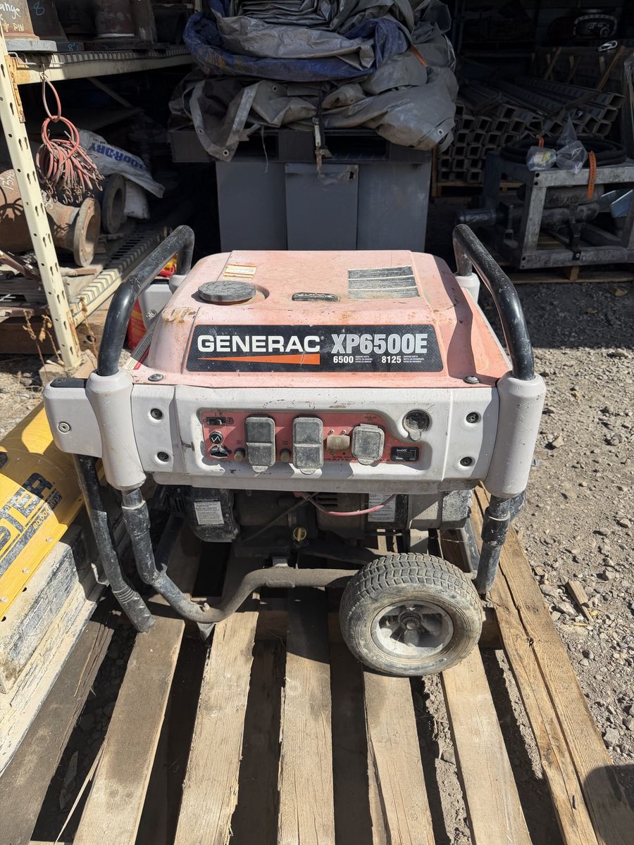 Generac XP6500E Portable Generator - 6500 Running Watts, 8125 Starting Watts