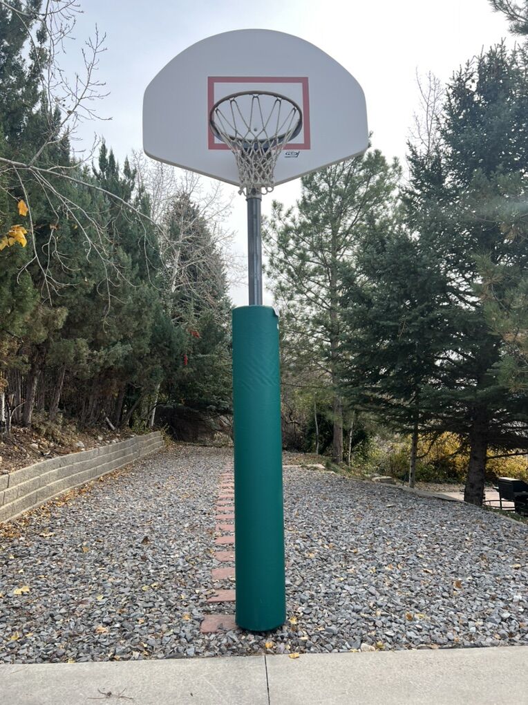 Brand New Aer-Flo Post Pad 7 ft tall 4“ Thick