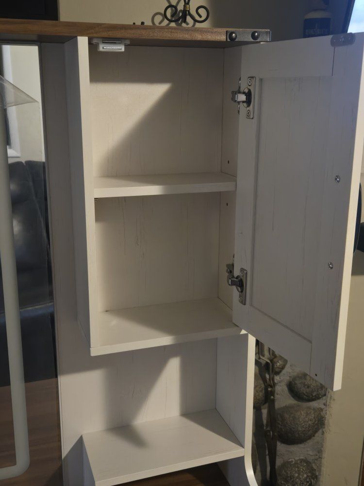 Main image 2