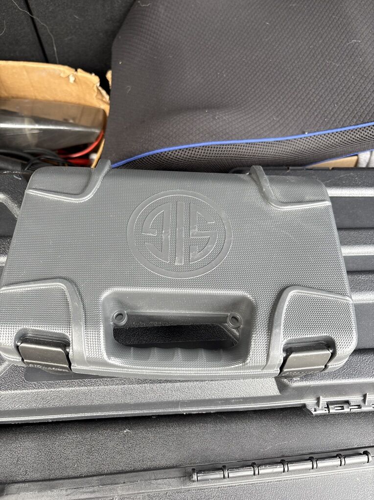 Sig Sauer P365 Factory Case W Lock