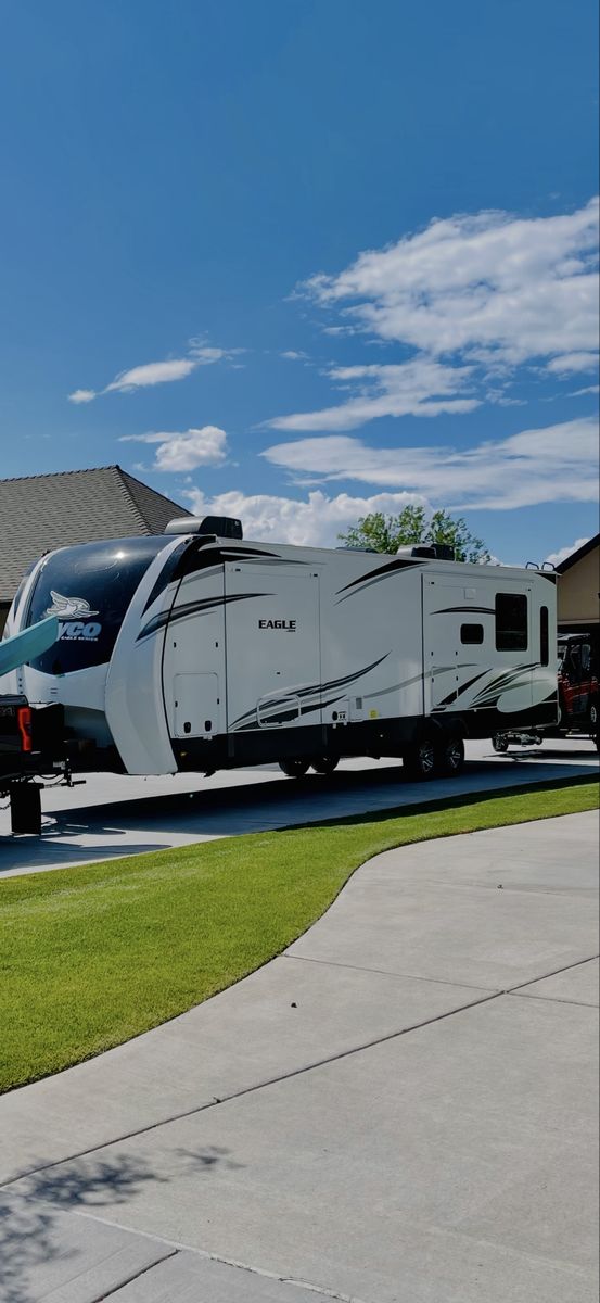 2021 Jayco Eagle 334RLOK Travel Trailer with King Bed and Dual Awnings + Lots of Upgrades