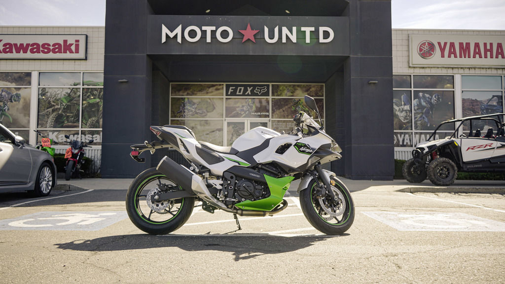 2024 Kawasaki Ninja® 7 Hybrid ABS