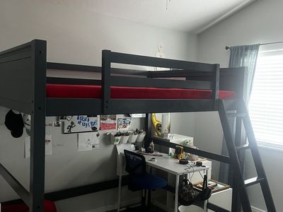 Loft Bed with Full Mattress
