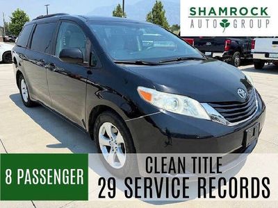 2017 Toyota Sienna LE 8-Passenger