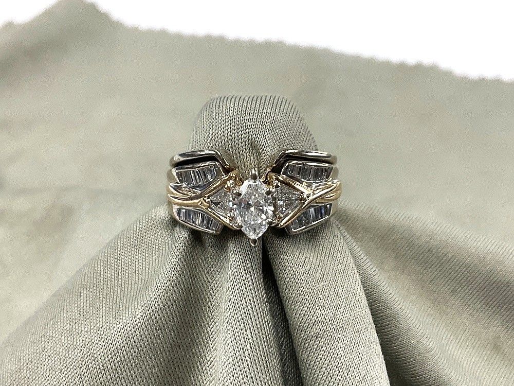 6.9GR 14K Two Tone Gold Marquise Diamond Wedding Set Size 5
