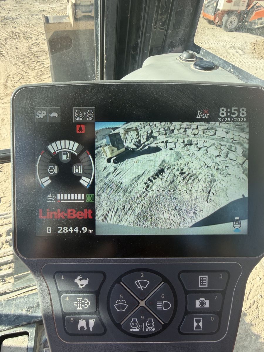 Main image 12