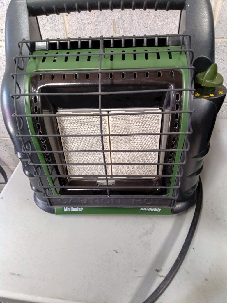 Mr Heater Big Buddy Like New Great for Camping!