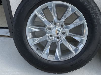 OEM Rims and tires of 2025 Tahoe Premier with TPMS