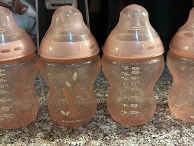 Tommy tippy baby bottles