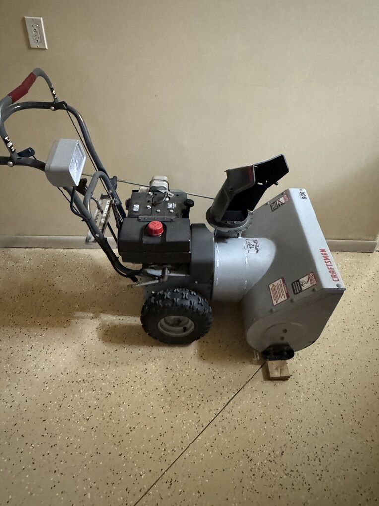 Snow Thrower 26 Craftsman