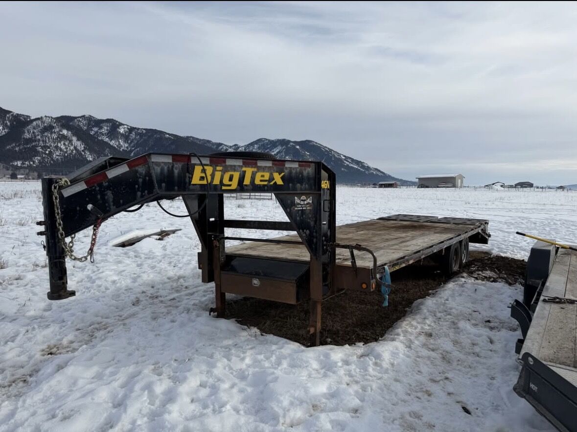 2019 Big Tex 14GN Flatbed trailer