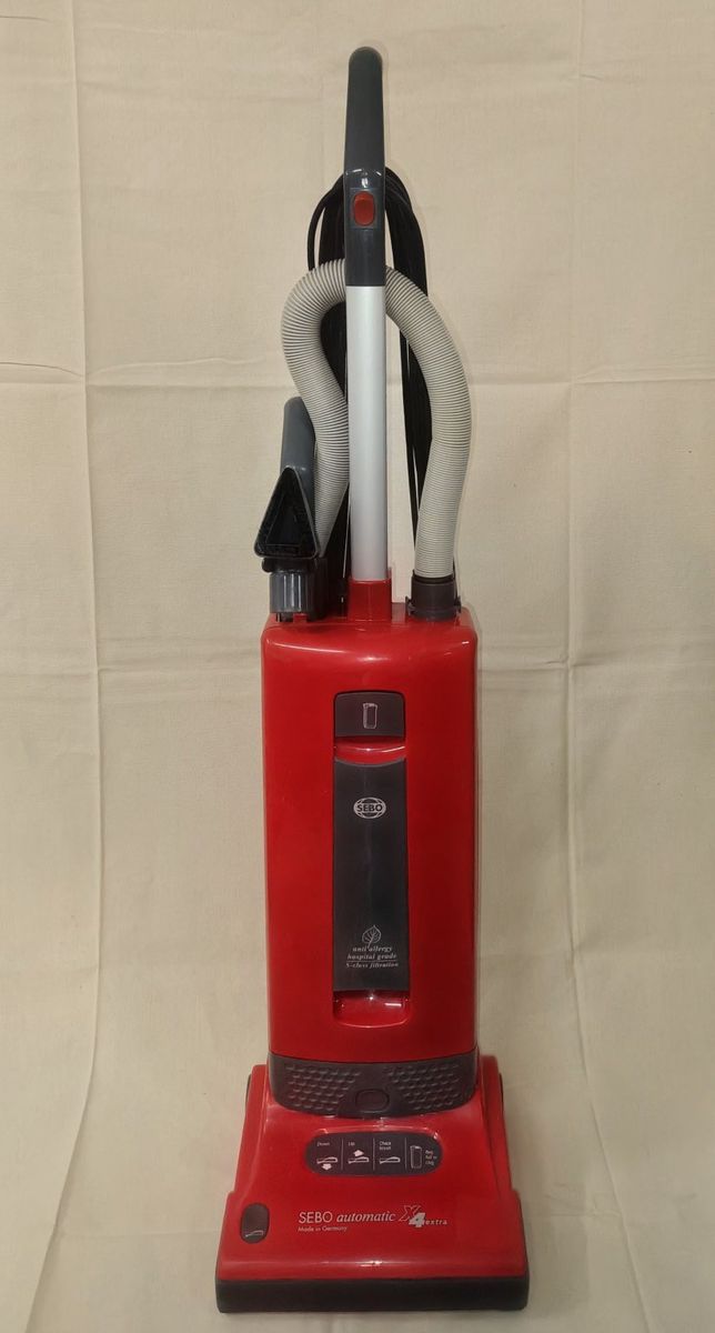 Sebo x4 Extra Vacuum