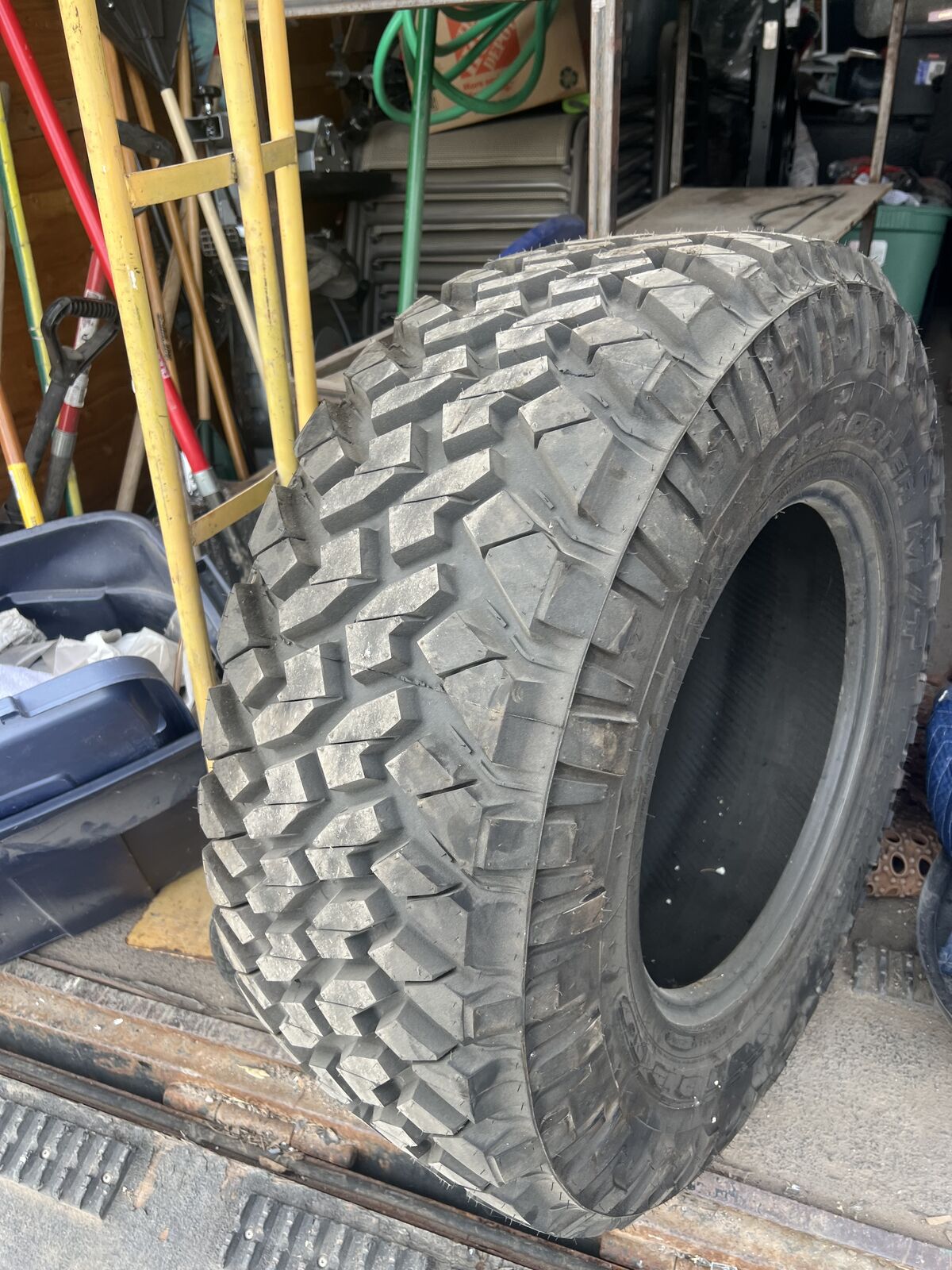 35x12.50r18 Nitto Trail grappler