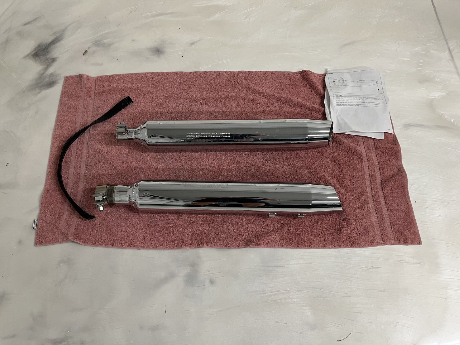 Harley Davidson 2017 exhaust pipes