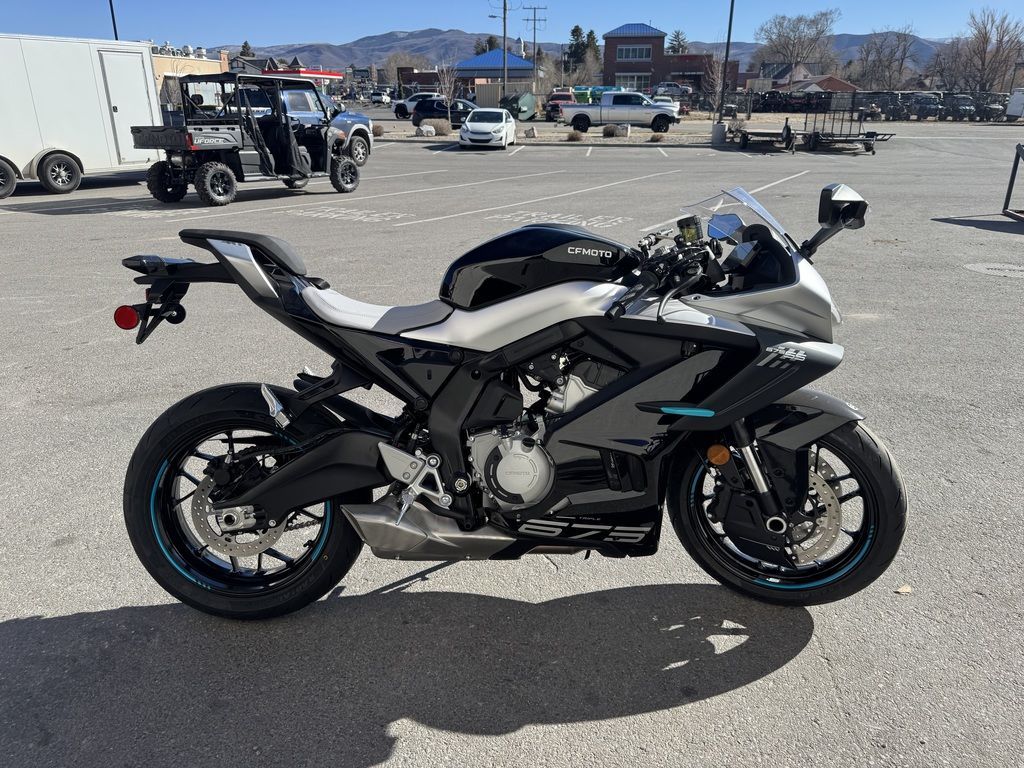 2026 CFMOTO 675SS
