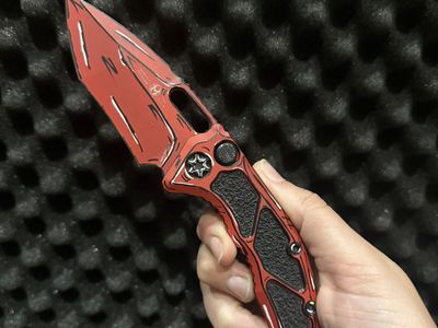 Heretic Red Medusa Auto Cell Shaded