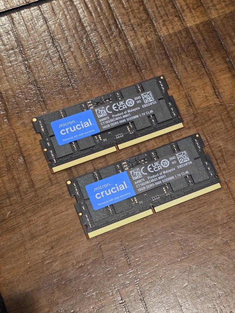Crucial 32GB (2 x 16GB) DDR5-5600 SODIMM Laptop Memory RAM Kit (CT16G56C46S5.M8H1)