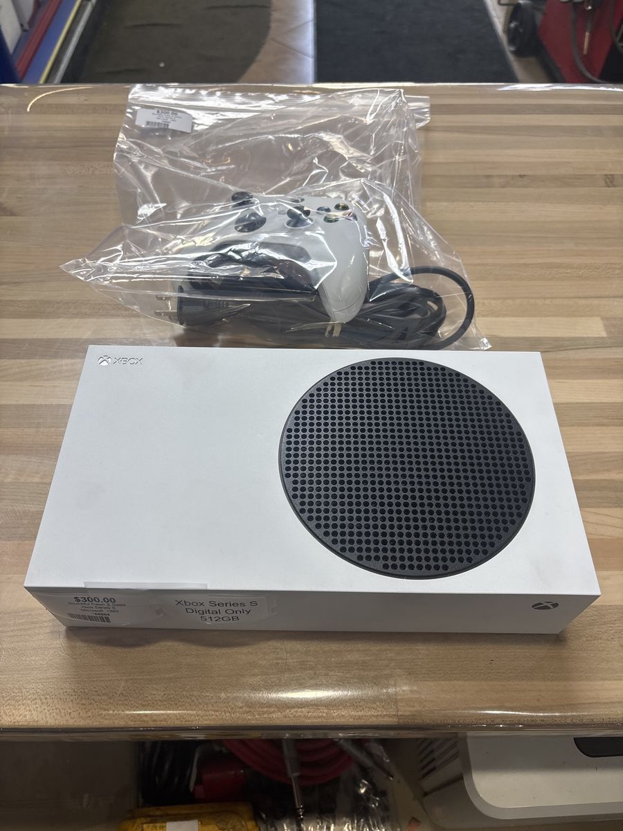 Xbox Series S Digital only 512GB w/Controller