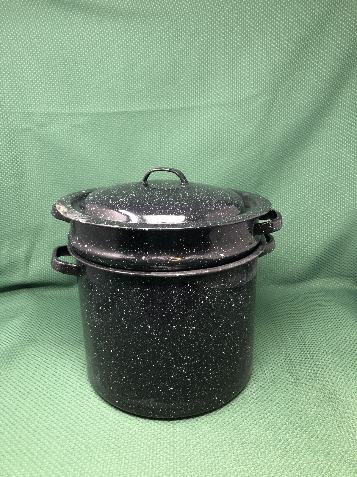 Black GraniteWare Pot with Lid and Strainer