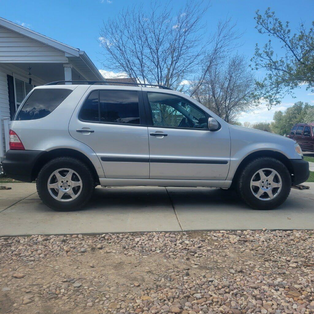 2002 Mercedes-Benz M-Class ML 500