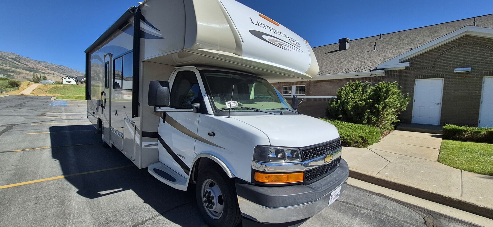 2019 Coachman Leprechaun 260 DS