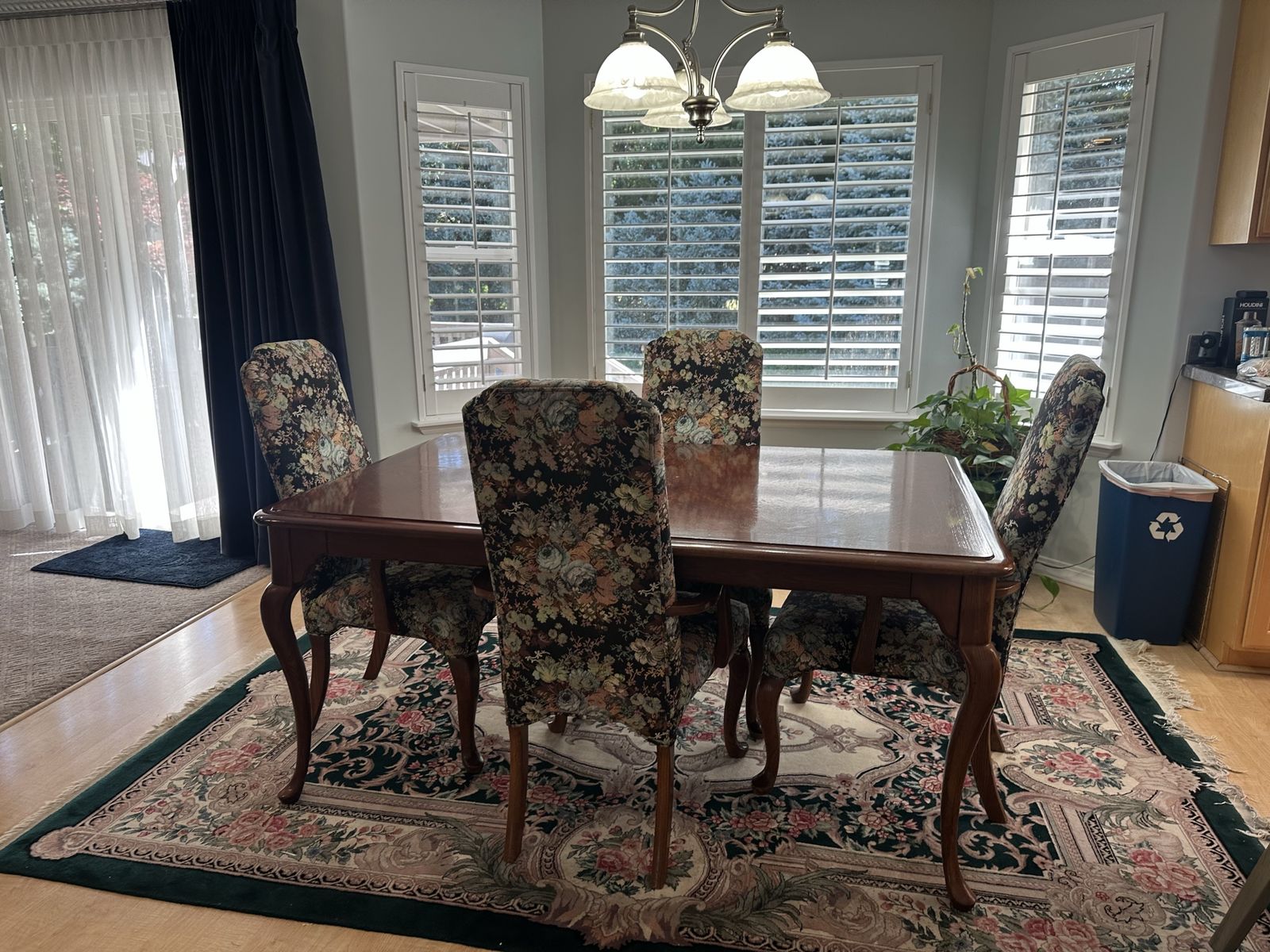 Classic Wood Dining Table & 4 Upholstered Floral Chairs - Traditional Set