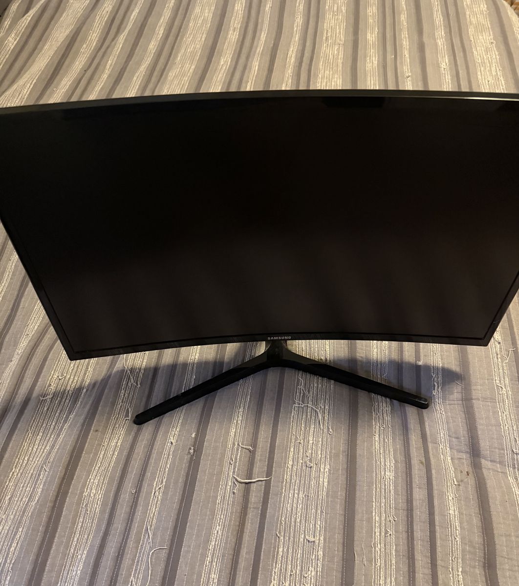 Samsung 27 Curved LED Monitor
