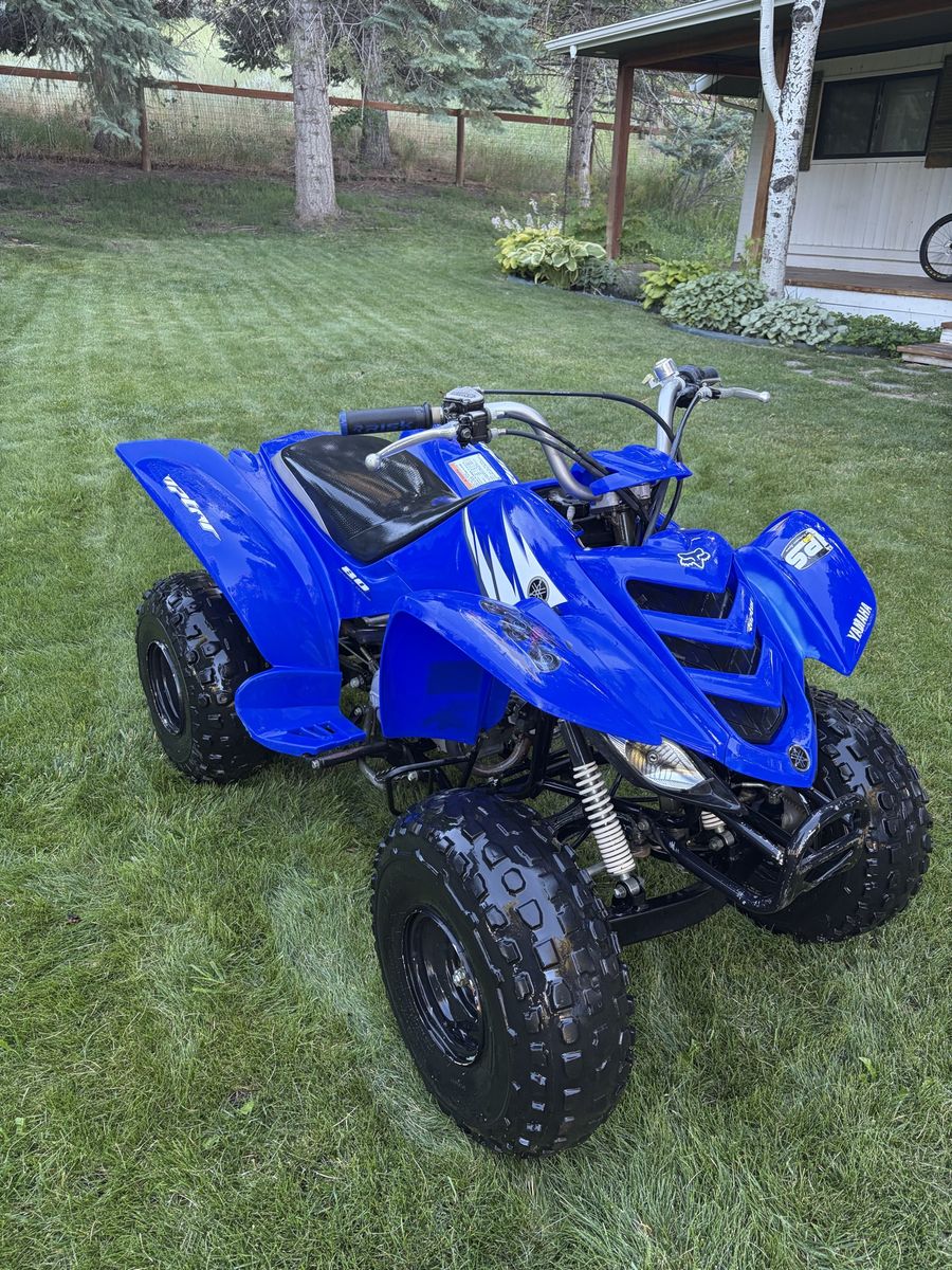 Yamaha Raptor 90 Youth ATV - Blue
