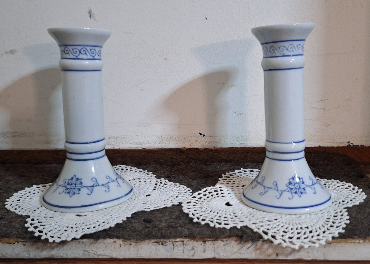 blue and white candle sticks