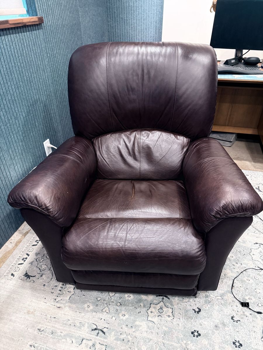 Lazy boy Leather Recliner