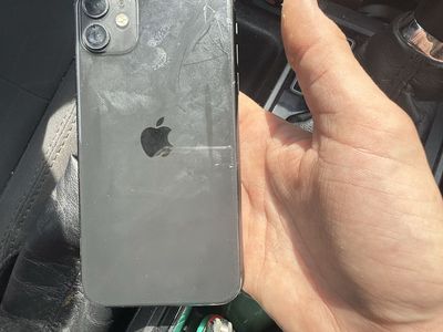 I phone cracked but unlocked