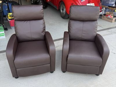 Brown RV small space recliner set