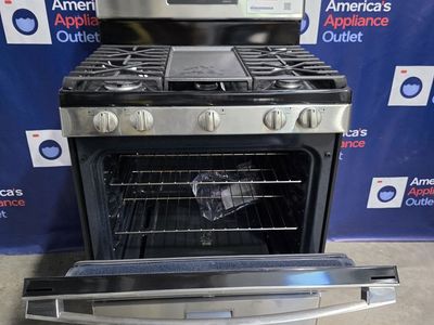 GE Free-Standing Gas Range with Integrated Griddle (Stainless Steel), 5.0 Cu. Ft., 30-Inch