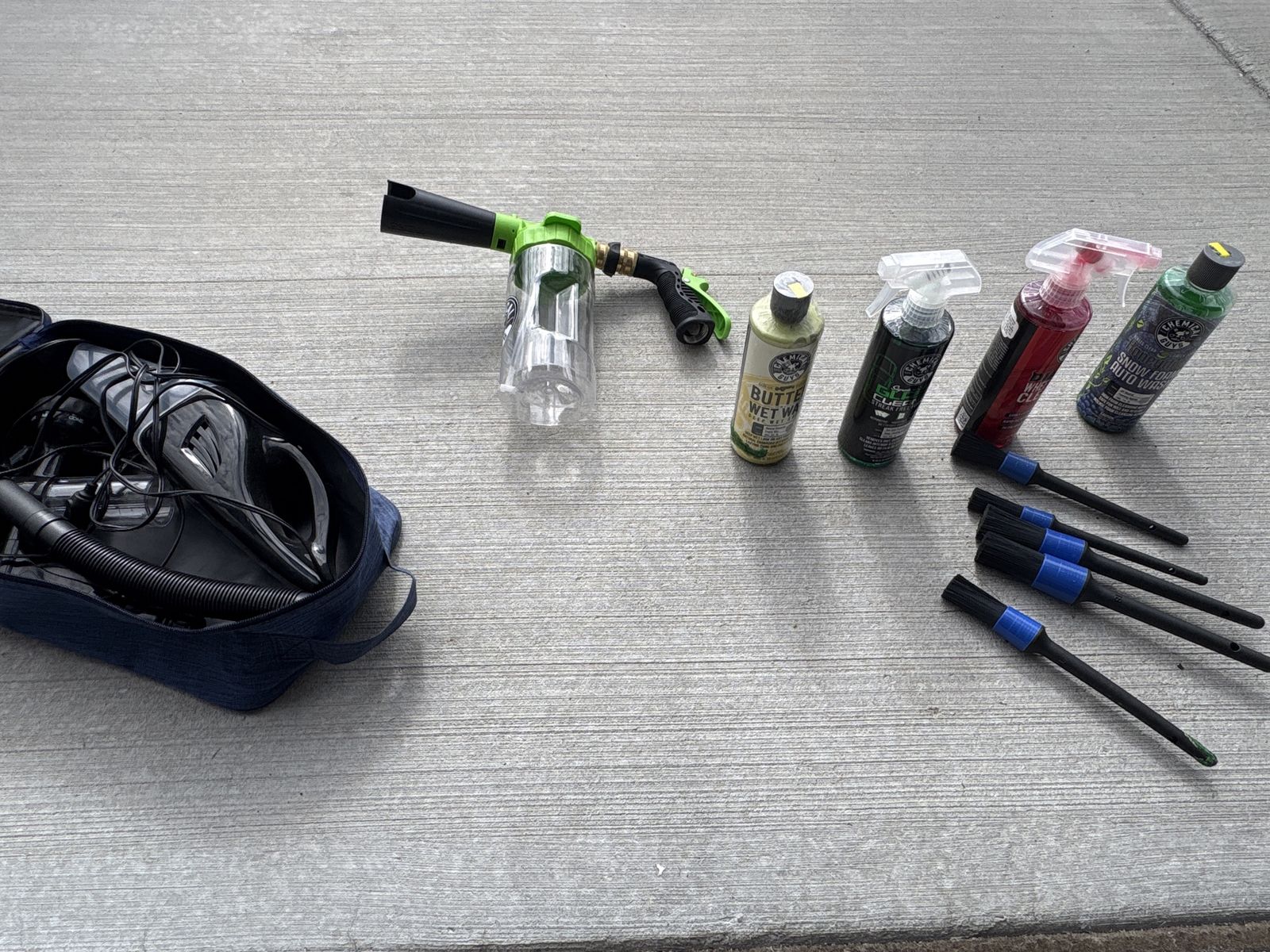 Car detailing/cleaning supplies