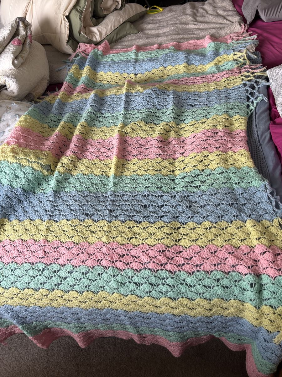 Crocheted blanket
