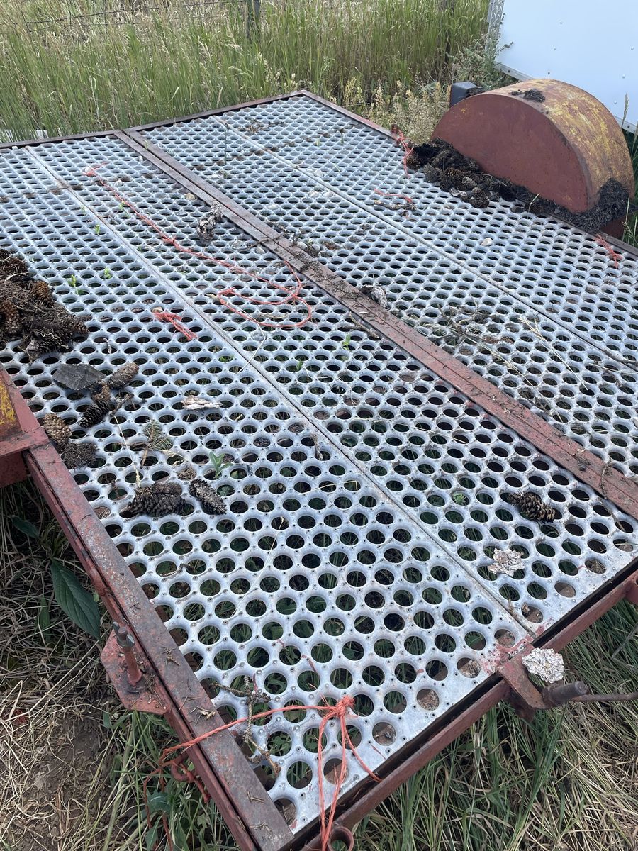 Atv trailer.