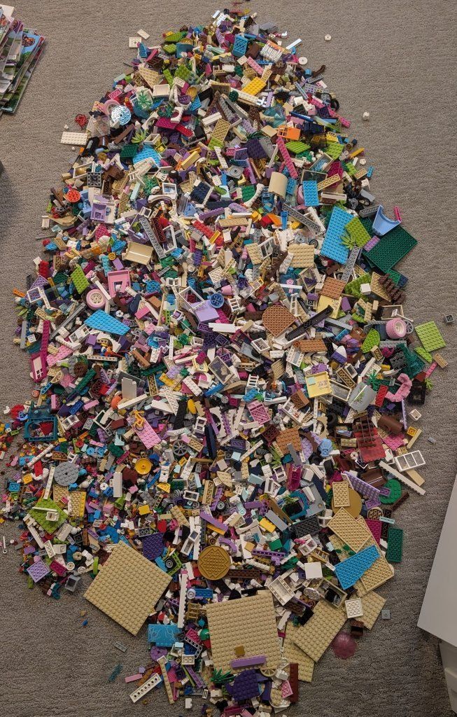 LEGO Bulk Lot 33 lbs with Manuals Lego friends, Disney, and much more.