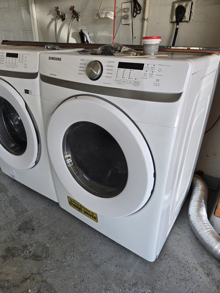 Samsung White Front Load Washer and Electric Dryer Set