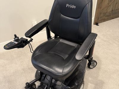 2018 Pride Jazzy Air Power Wheelchair – Power Elevating Seat – Low Use