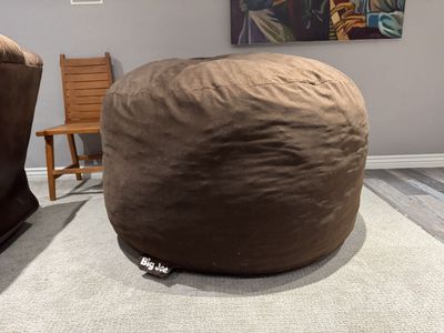 Like new Big Joe 4ft Foam Beanbag