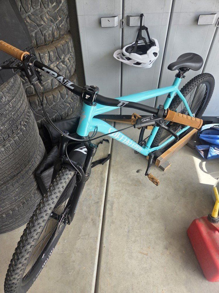 Specialized Mountain Bike