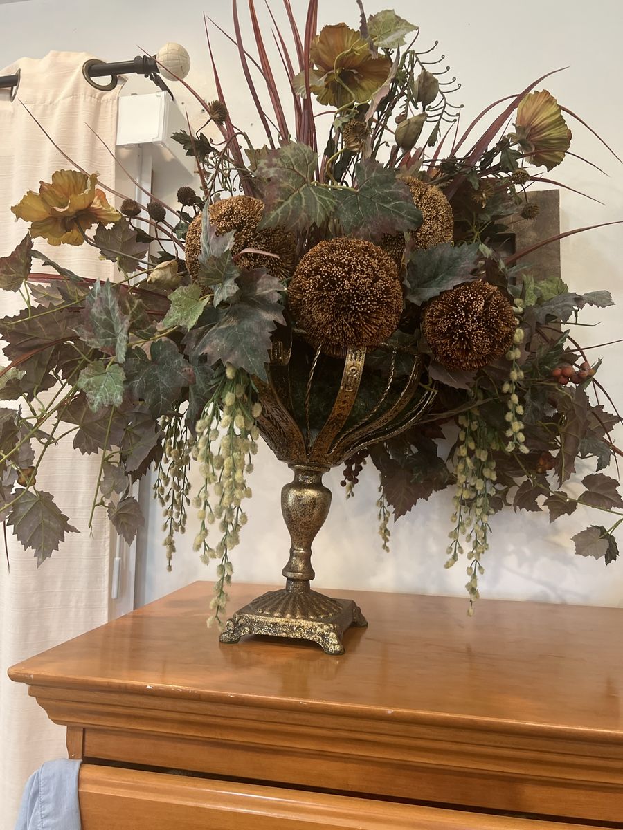 Rustic Autumn Floral Arrangement