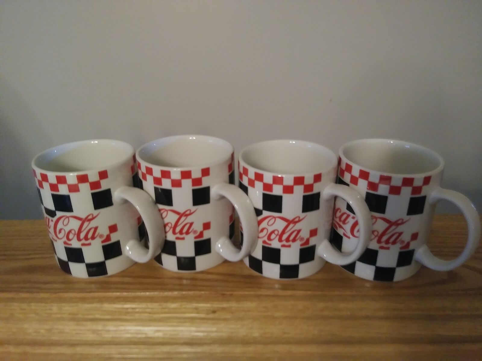 Coca cola mug set
