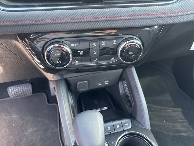 Main image 24