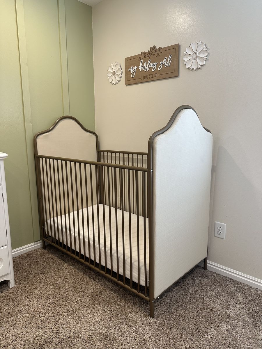 Crib with matching changing table