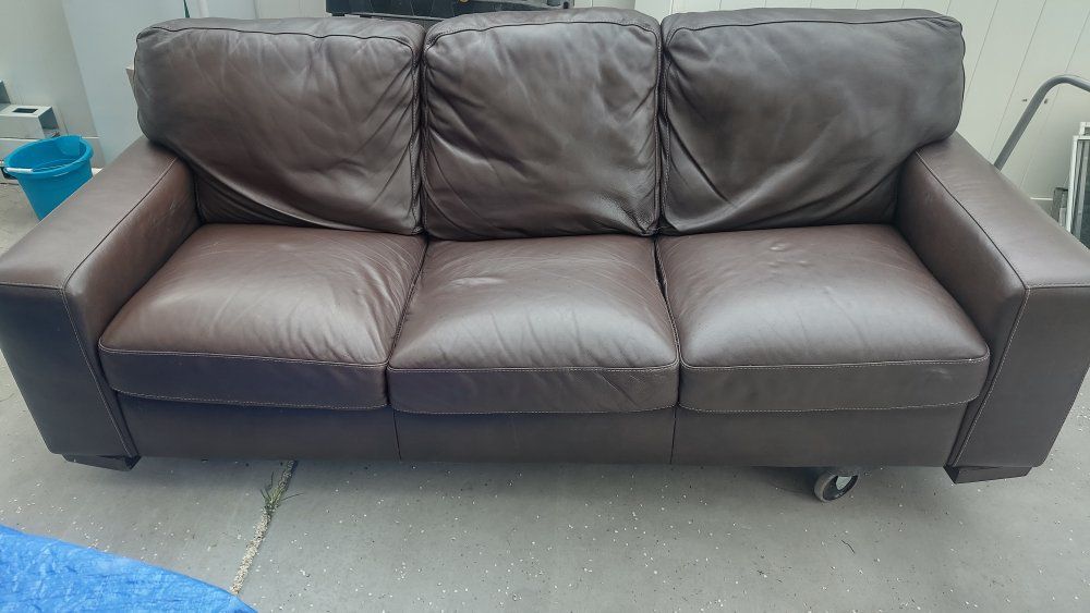 Brown Leather Sofa – Comfortable & Sturdy
