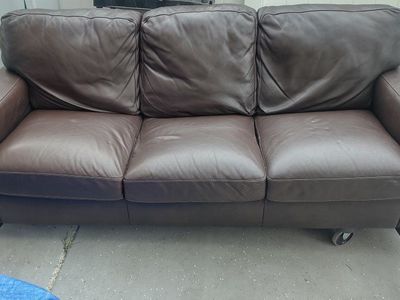 Brown Leather Sofa – Comfortable & Sturdy