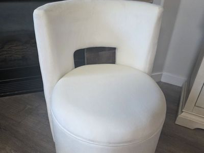 Swivel Chair with Storage- new